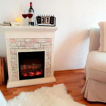 Apartment Stilvolles Mit 2 Schlafzimmern & Balkon - Nahe Flughafen, Porsche Und Messe Leipzig