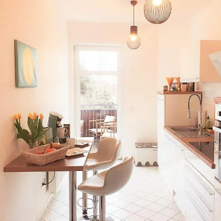 Apartment Stilvolles Mit 2 Schlafzimmern & Balkon - Nahe Flughafen, Porsche Und Messe Leipzig